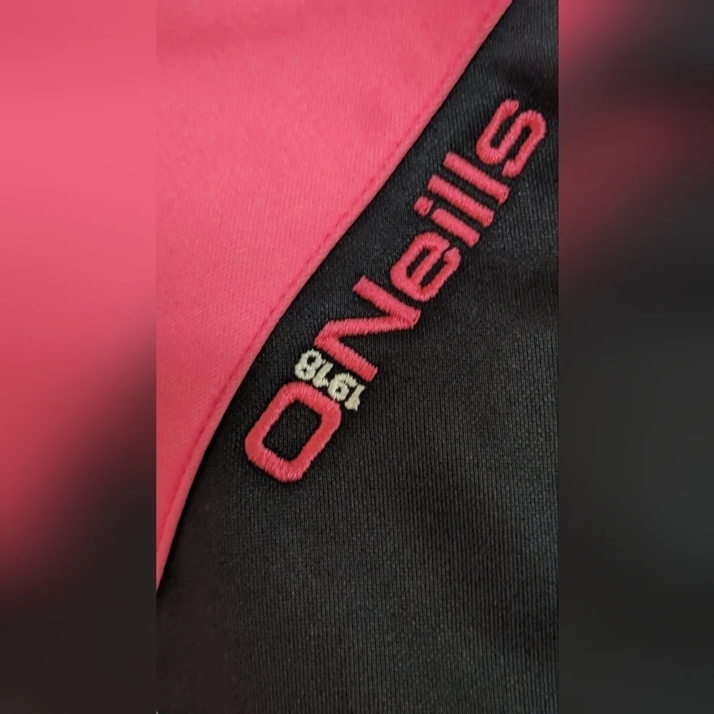 oneills neills pink
